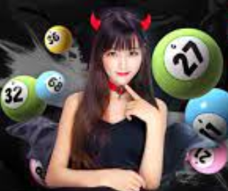 Prediksi vs Keberuntungan dalam Dunia Togel